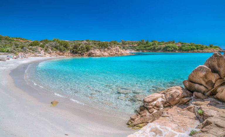 Fonte: Costa smeraldo.it Fonte: Costa smeraldo.it