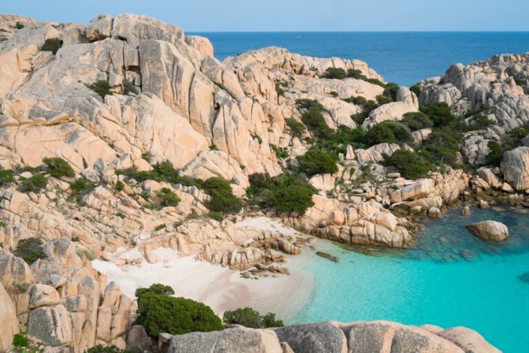 Fonte: wonderfulsardinia.com Fonte: wonderfulsardinia.com
