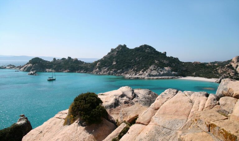 Fonte: Sardegna Turismo Fonte: Sardegna Turismo