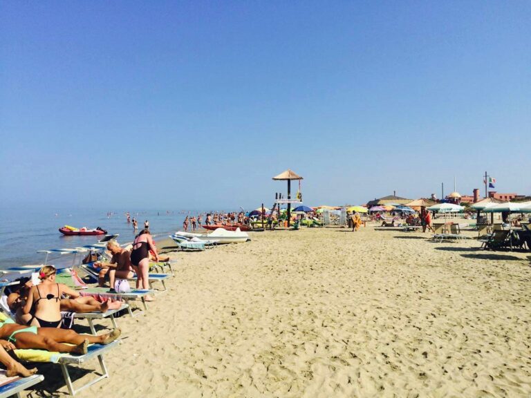 spiaggia tirrenia 5 768x576